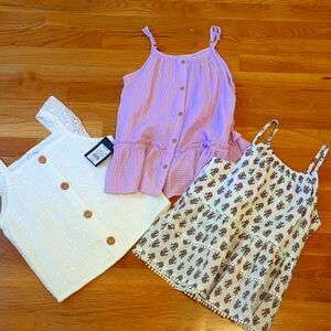 Set of Girls Tops NWT Eyelet Block Print